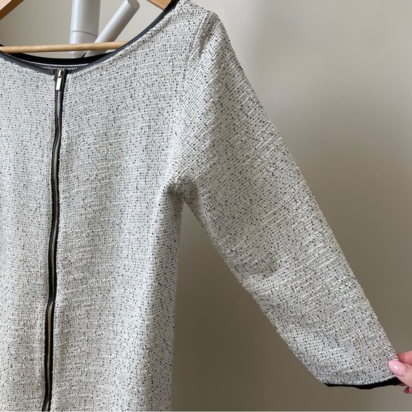 Dynamite Women’s 3/4 Length Sleeve Blouse Large - Picture 12 of 16